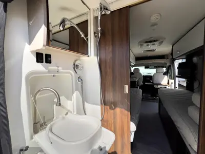 2022 Winnebago Travato photo 17