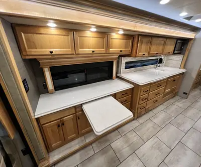 2022 Tiffin Motorhomes Breeze 31BR photo 11