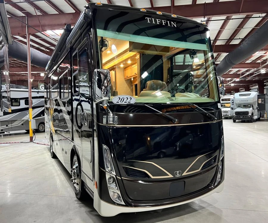2022 Tiffin Motorhomes Breeze 31BR exterior