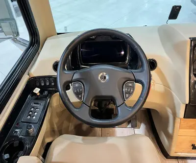 2022 Tiffin Motorhomes Breeze 31BR photo 2