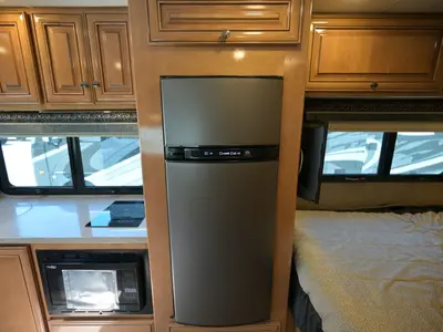 2018 Thor Motor Coach Synergy photo 13