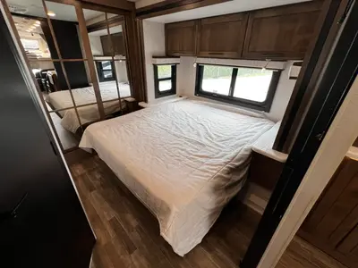 2024 Jayco Seneca XT photo 22