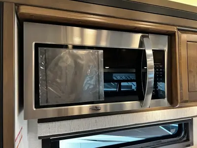 2024 Jayco Seneca XT photo 9