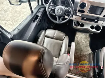 2022 Thor Motor Coach Quantum Sprinter photo 18