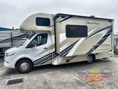 2022 Thor Motor Coach Quantum Sprinter photo 12