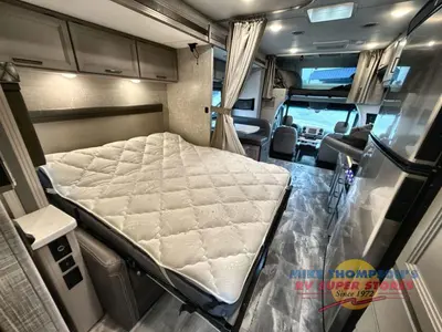 2022 Thor Motor Coach Quantum Sprinter photo 34