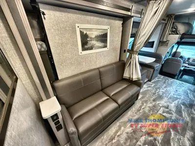 2022 Thor Motor Coach Quantum Sprinter photo 33