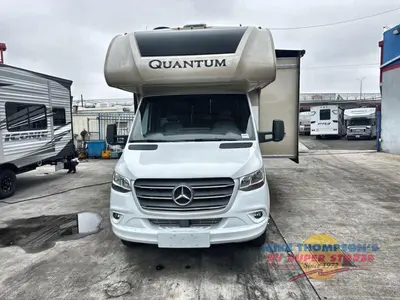 2022 Thor Motor Coach Quantum Sprinter photo 3