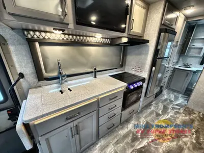 2022 Thor Motor Coach Quantum Sprinter photo 27