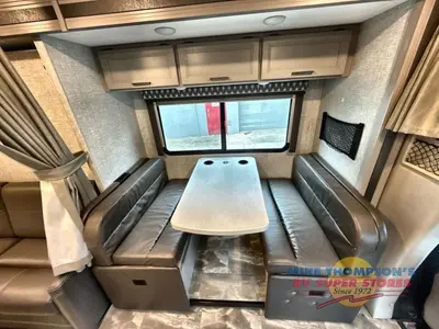 2022 Thor Motor Coach Quantum Sprinter photo 23