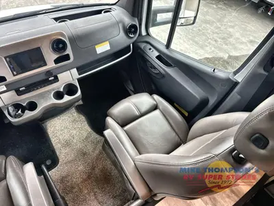 2022 Thor Motor Coach Quantum Sprinter photo 19