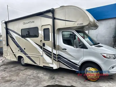 2022 Thor Motor Coach Quantum Sprinter photo 5