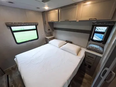 2022 Thor Motor Coach Windsport photo 19