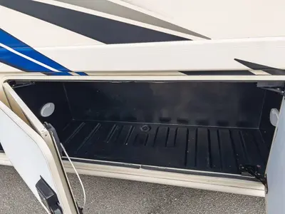 2022 Thor Motor Coach Windsport photo 26