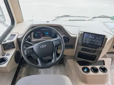 2022 Thor Motor Coach Windsport photo 2