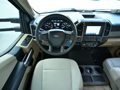 2021 Thor Motor Coach Omni photo 2
