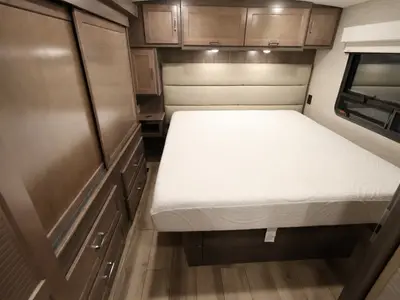 2023 Winnebago Forza photo 17