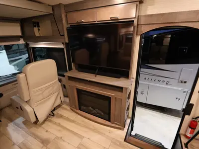 2023 Winnebago Forza photo 6