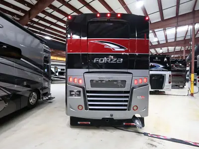 2023 Winnebago Forza photo 25