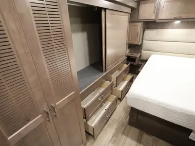 2023 Winnebago Forza photo 18