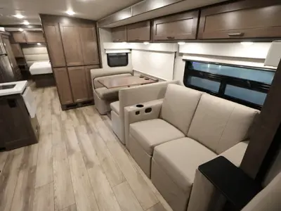 2023 Winnebago Forza photo 14