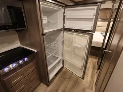 2023 Winnebago Forza photo 12