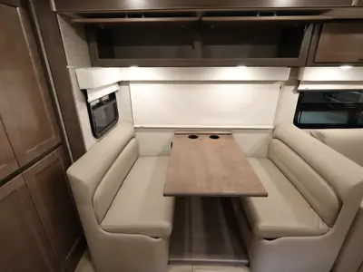 2023 Winnebago Forza photo 16