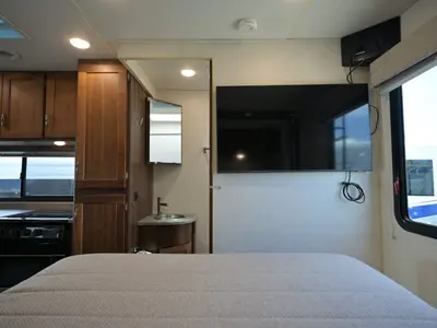2021 Winnebago Vita photo 23