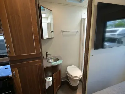 2021 Winnebago Vita photo 25