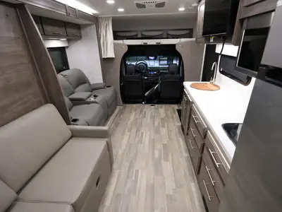 2025 Jayco Qwest photo 3