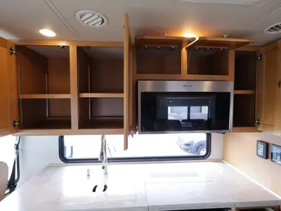 2021 Tiffin Motorhomes Allegro RED photo 11