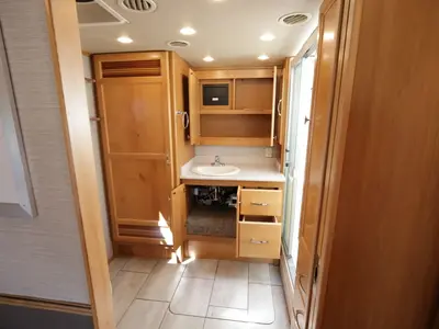 2021 Tiffin Motorhomes Allegro RED photo 29