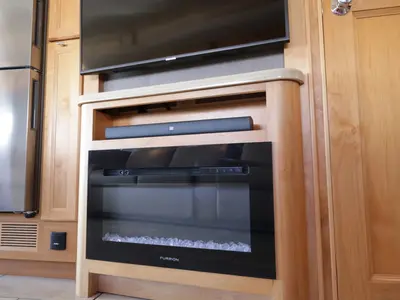 2021 Tiffin Motorhomes Allegro RED photo 14