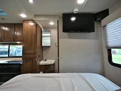 2020 Winnebago Vita photo 20