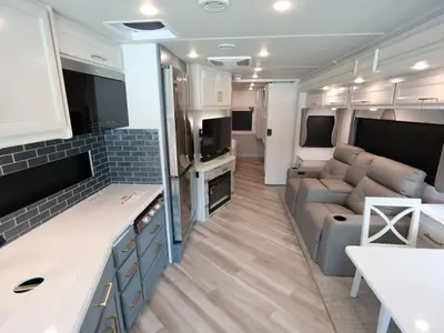2026 Fleetwood Bounder photo 5