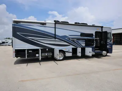 2026 Fleetwood Bounder photo 21