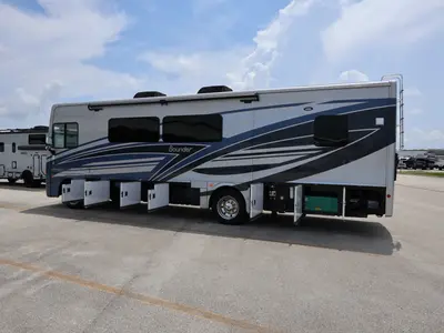 2026 Fleetwood Bounder photo 24