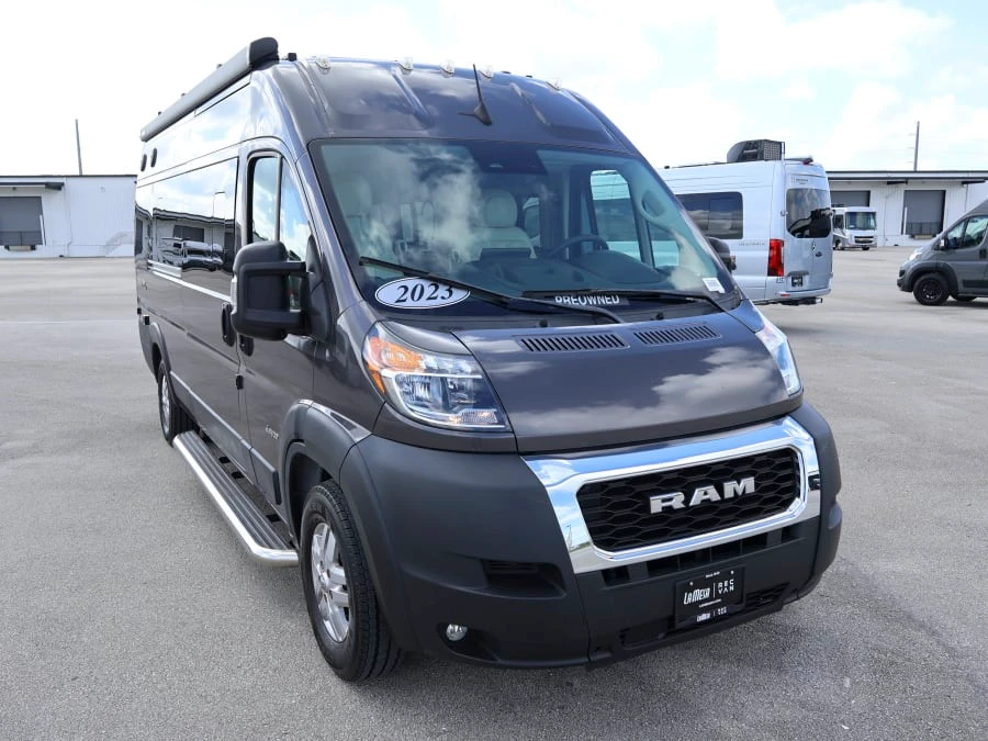 2023 Jayco Swift LI exterior