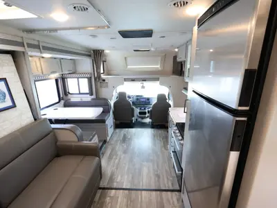 2023 Thor Motor Coach Geneva photo 3