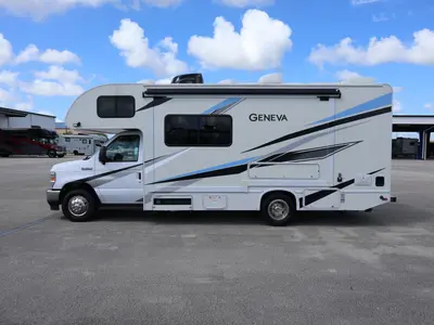 2023 Thor Motor Coach Geneva photo 26