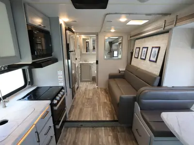 2023 Thor Motor Coach Geneva photo 6