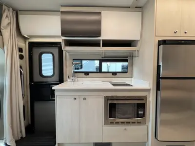 2025 Tiffin Motorhomes Wayfarer photo 7