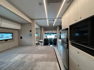 2025 Tiffin Motorhomes Wayfarer photo 18