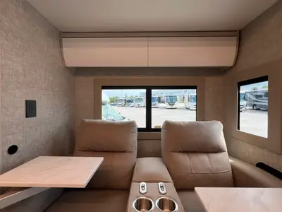 2025 Tiffin Motorhomes Wayfarer photo 13