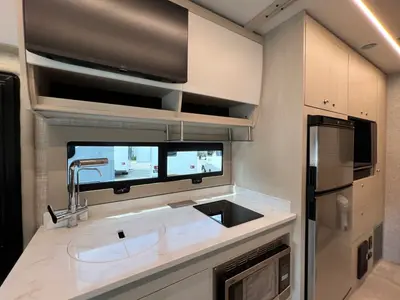2025 Tiffin Motorhomes Wayfarer photo 8