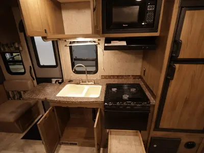 2018 Coachmen Prism photo 10