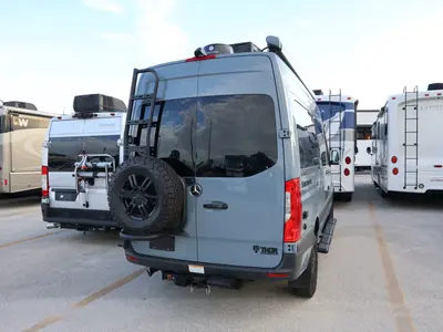 2025 Thor Motor Coach Sanctuary photo 19