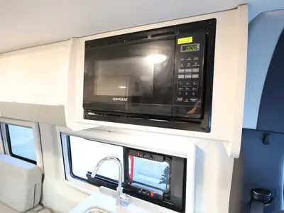 2025 Thor Motor Coach Sanctuary photo 9
