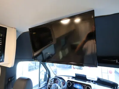 2025 Thor Motor Coach Sanctuary photo 5