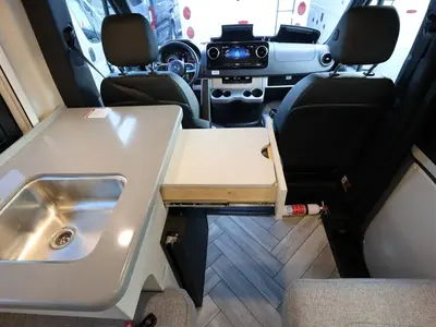 2025 Thor Motor Coach Sanctuary photo 11